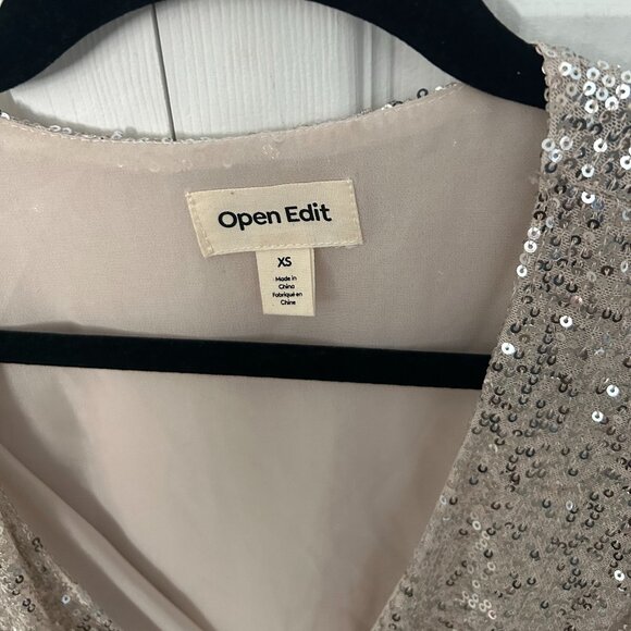 Open Edit Sequin V-Neck Top Champagne Beige-Silver Sequins XS - Picture 5 of 5
